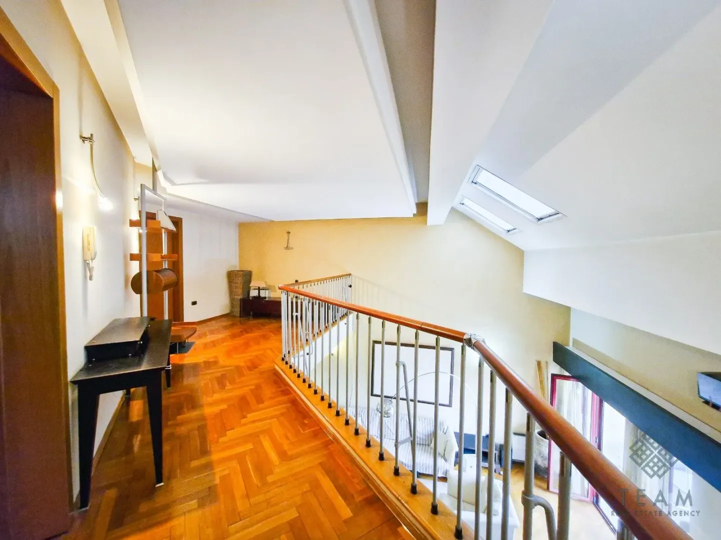 Prodaja, četvorosoban stan, 281m², Preko Morače, Podgorica