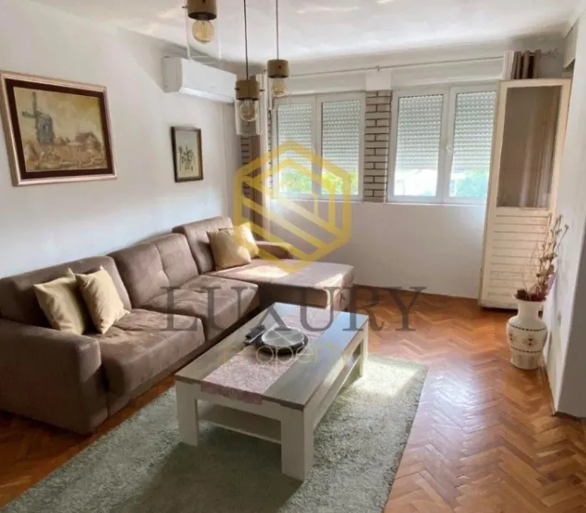 Izdavanje, dvosoban stan, 80m², Zabjelo, Podgorica