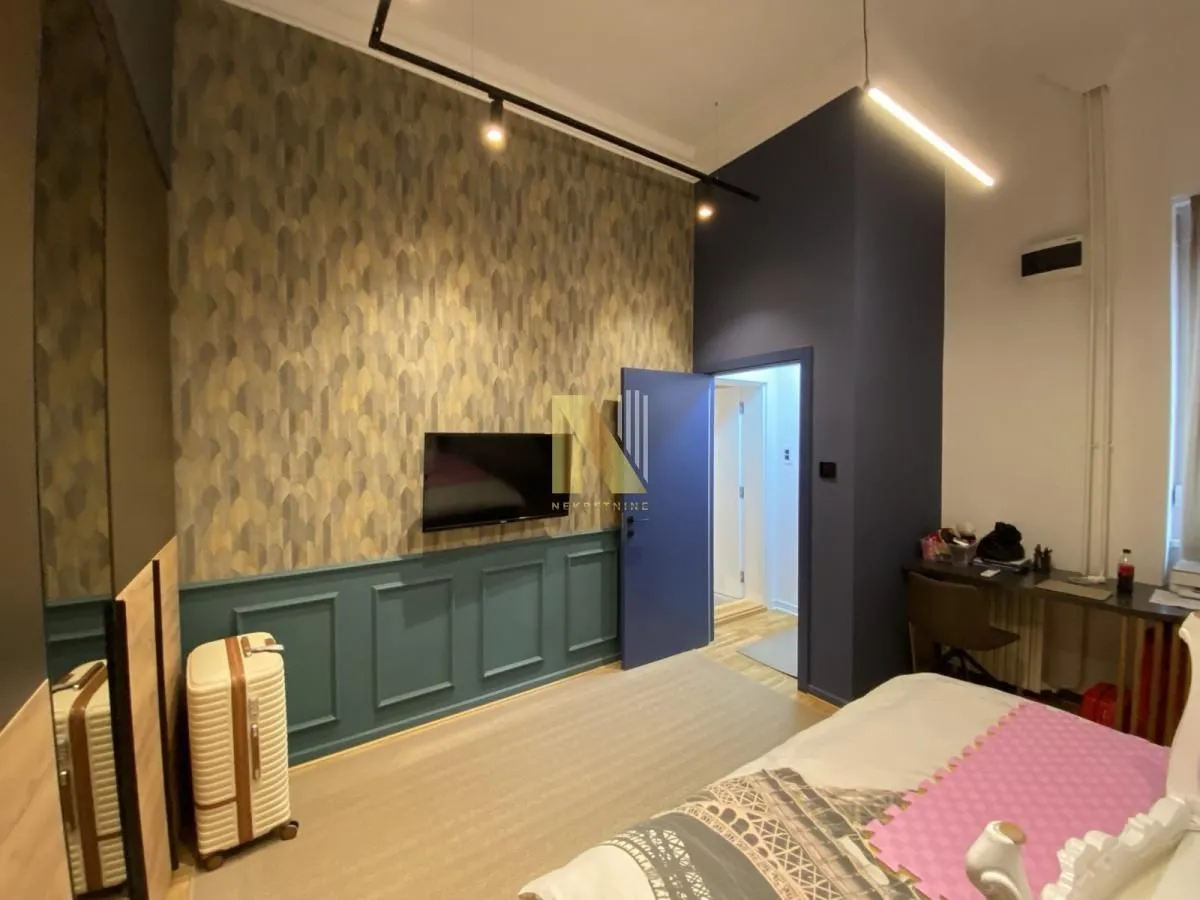 Izdavanje, dvosoban stan, 49m², Centar, Novi Sad