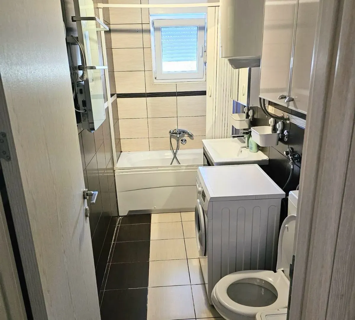 Prodaja, dvosoban stan, 80m², Zagorič, Podgorica