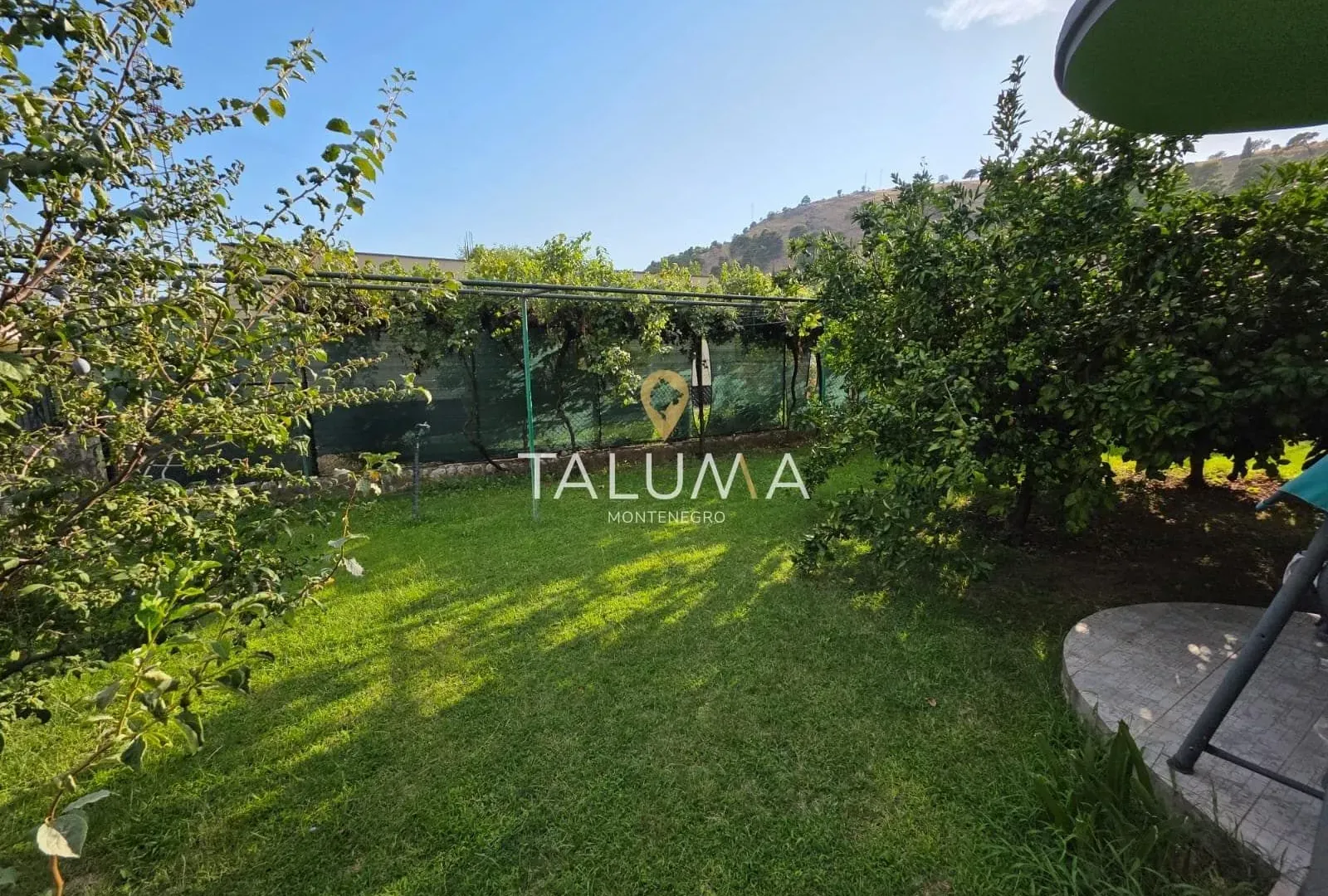 Izdavanje, kuća, 200m², Zagorič, Podgorica