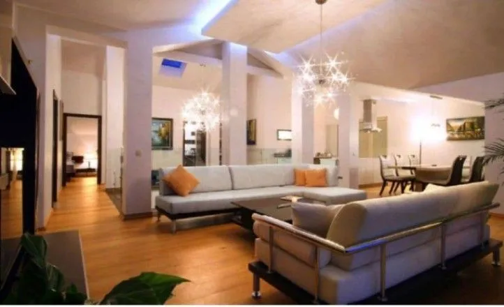 Rent, apartment, 150m², Bečići, Budva