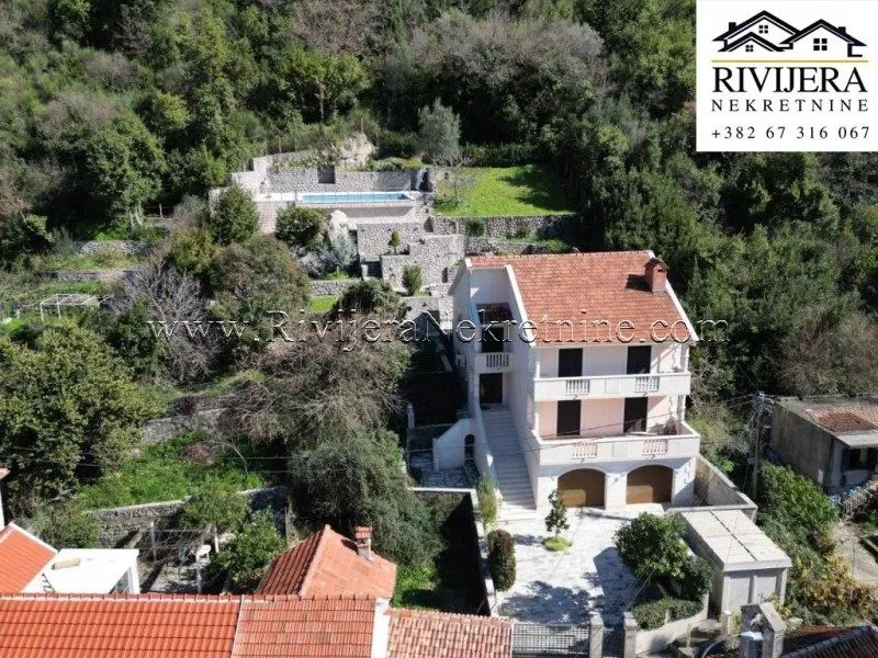 Prodaja, kuća, 245m², Lepetani, Tivat
