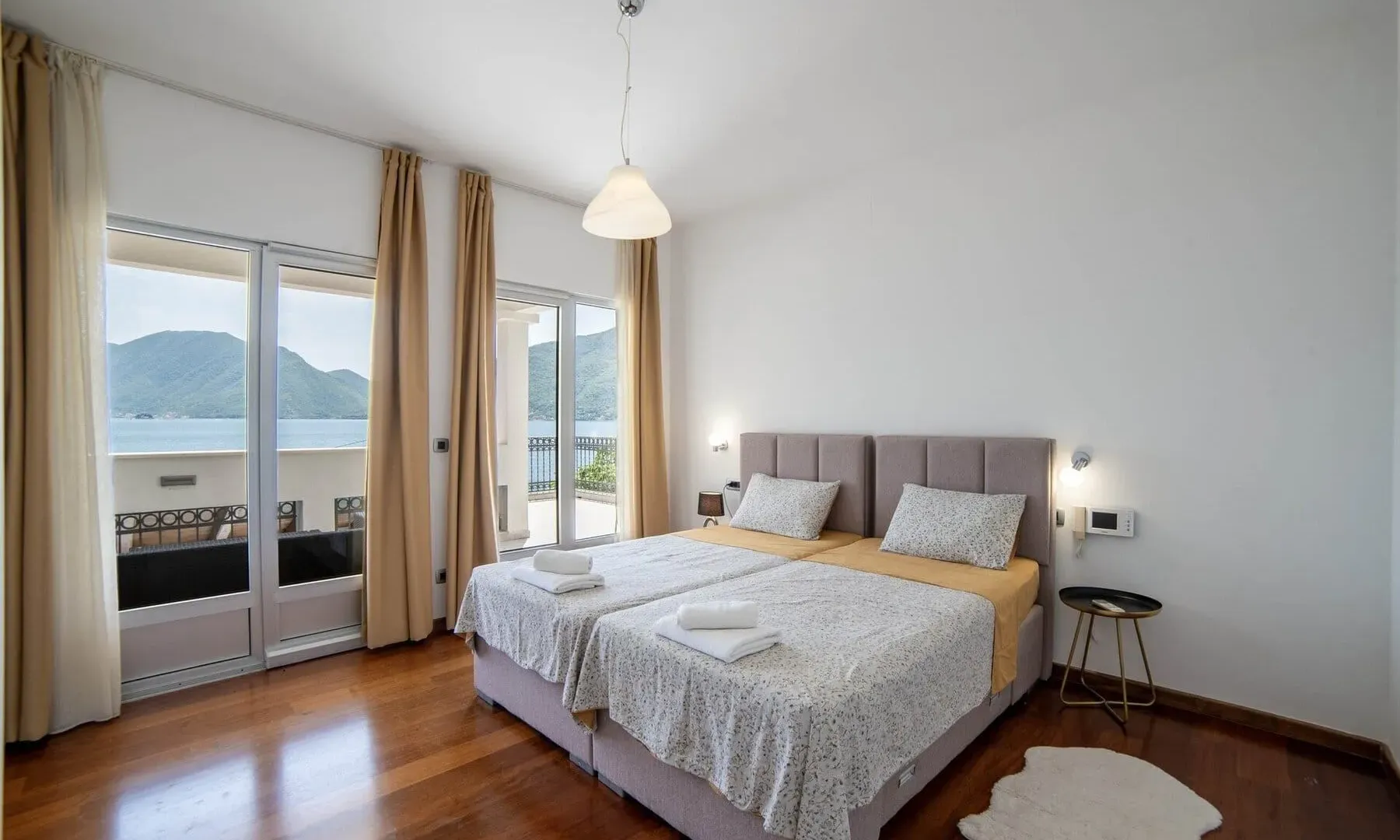 Prodaja, kuća, 405m², Strp, Kotor
