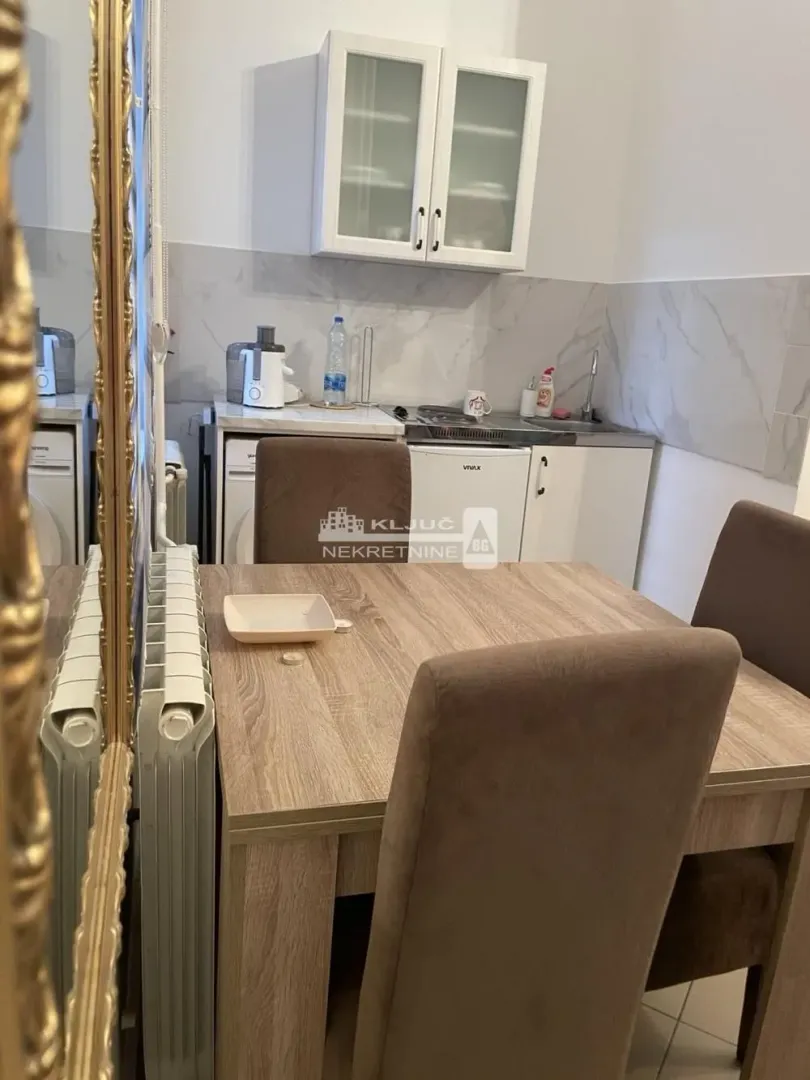 Sale, one bedroom apartment, 32m², Crveni Krst, Beograd