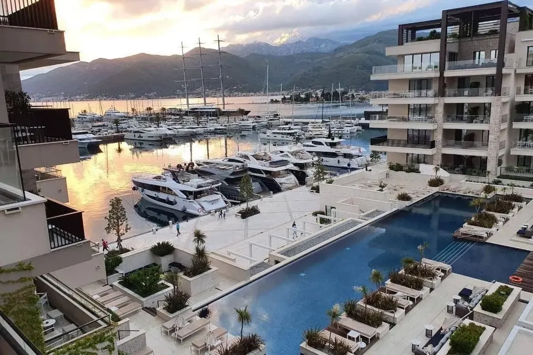 Sale, one bedroom apartment, 80m², Porto Montenegro, Tivat