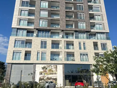 Sale, one bedroom apartment, 35m², Centar, Bar - image 1