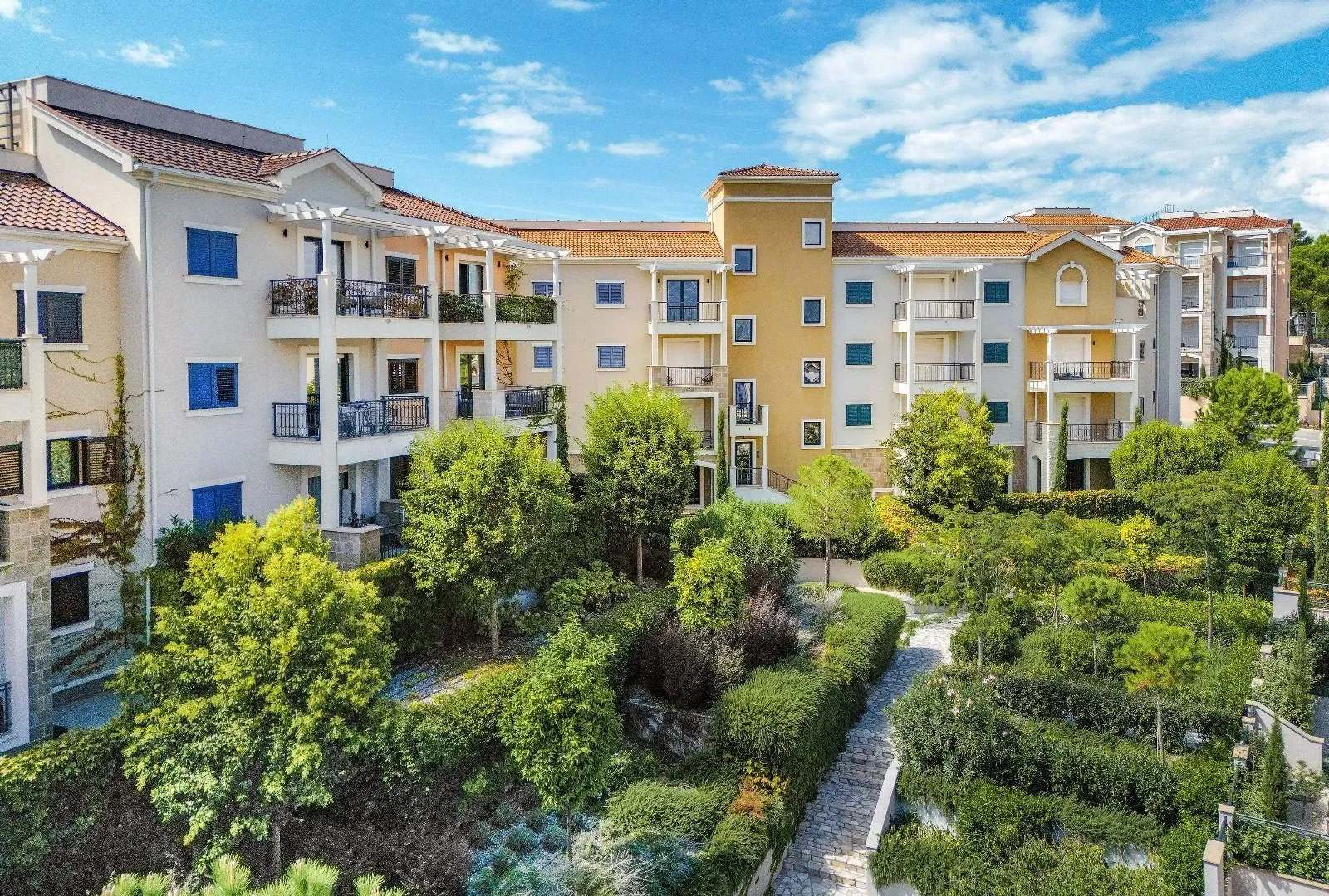 Prodaja, dvosoban stan, 98m², Luštica, Tivat
