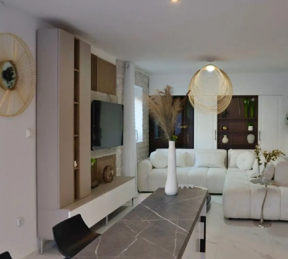 Prodaja, trosoban stan, 100m², Muo, Kotor