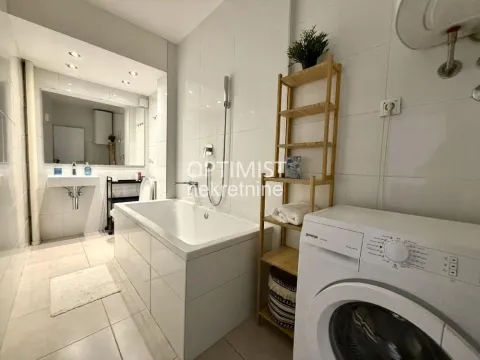 Izdavanje, četvorosoban stan, 76m², Profesorska Kolonija, Palilula Sve Podlokacije - image 16