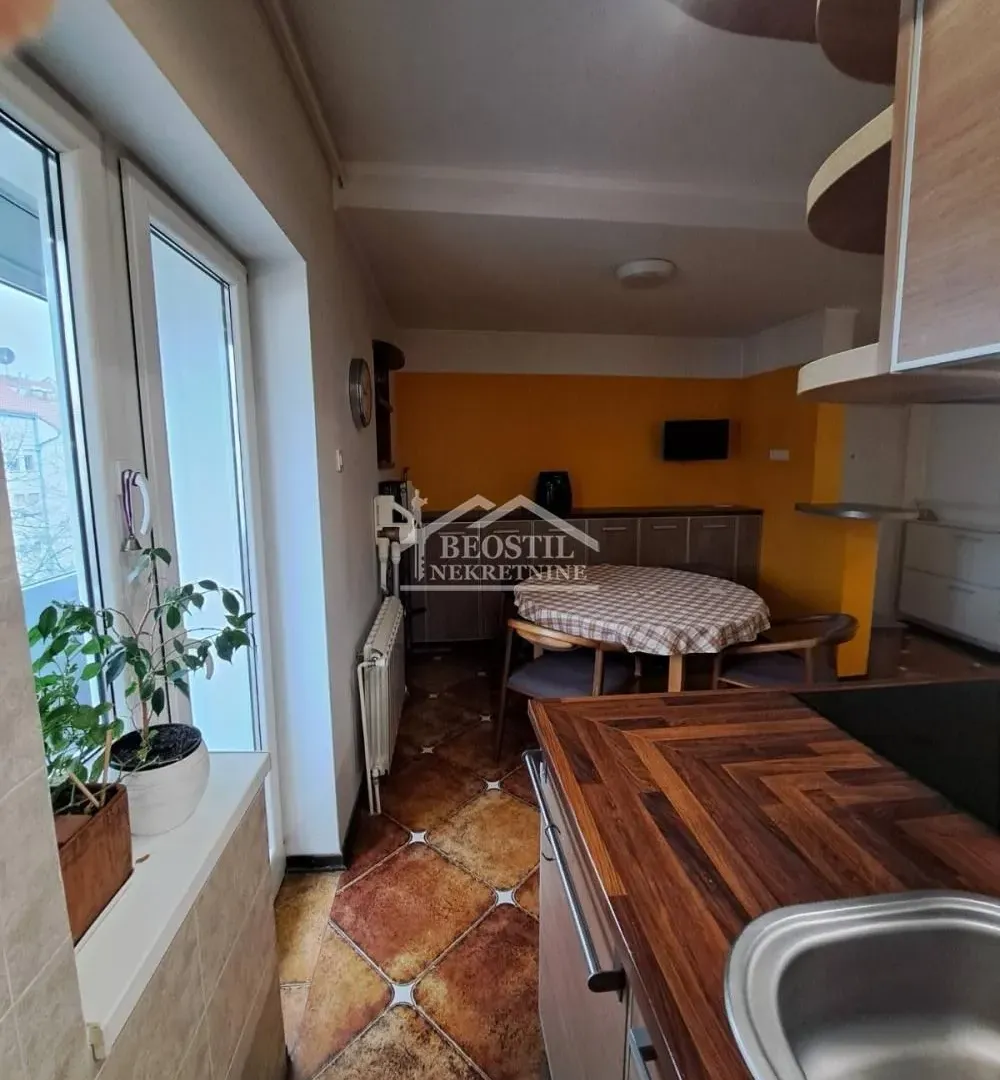 Izdavanje, dvosoban stan, 61m², Novi Beograd Sve Podlokacije, Beograd