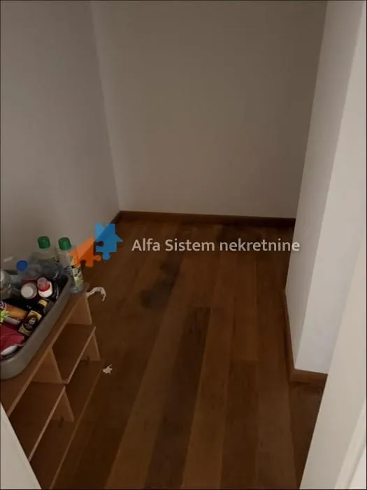 Rent, four bedroom apartment, 106m², Novi Beograd Blok 65, Novi Beograd Sve Podlokacije