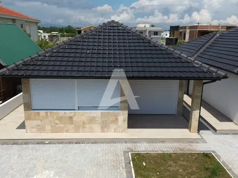 Sale, house, 92m², Ulcinj, Crna Gora - image 20