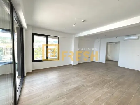 Sale, two bedroom apartment, 70m², Rafailovići, Budva - image 5