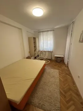 Izdavanje, trosoban stan, 76m², Centar, Novi Sad - image 19