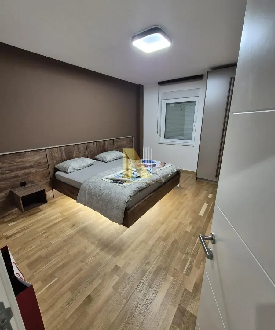 Sale, office space, 650m², Petrovaradin, Novi Sad