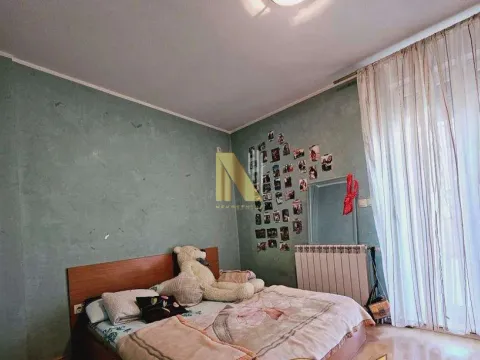 Prodaja, kuća, 180m², Lipov gaj, Novi Sad Sve Podlokacije - image 8