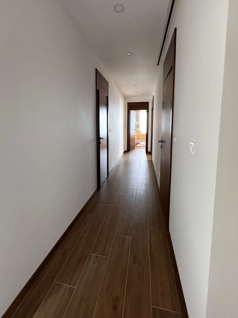 Rent, house, 450m², Krimovica, Kotor