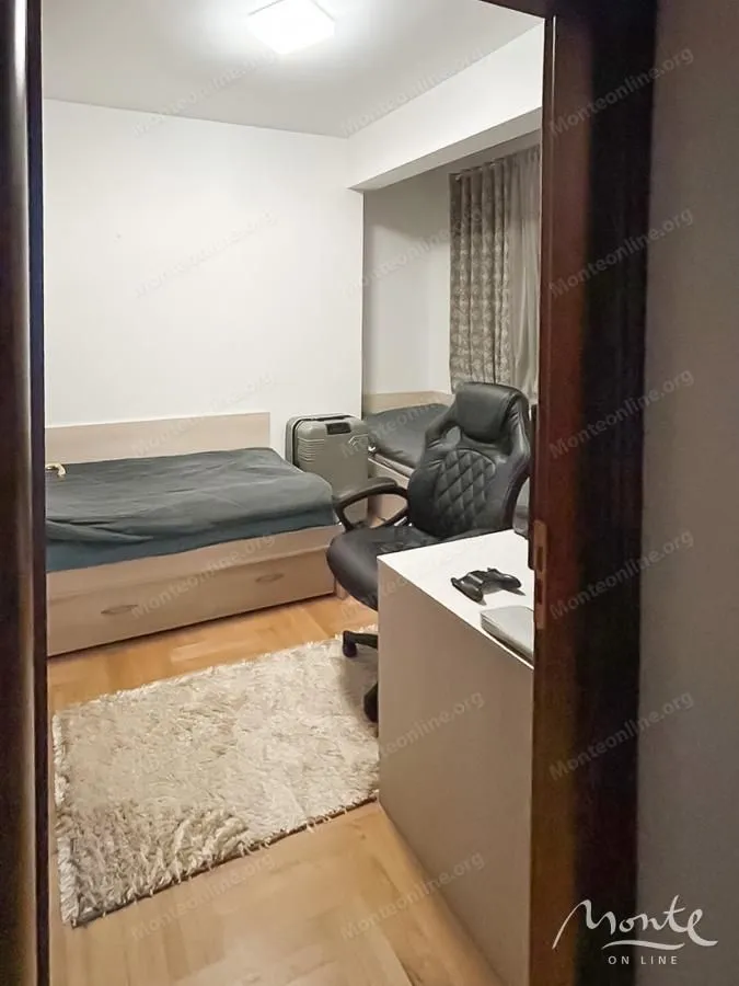 Prodaja, dvosoban stan, 72m², Momišići, Podgorica