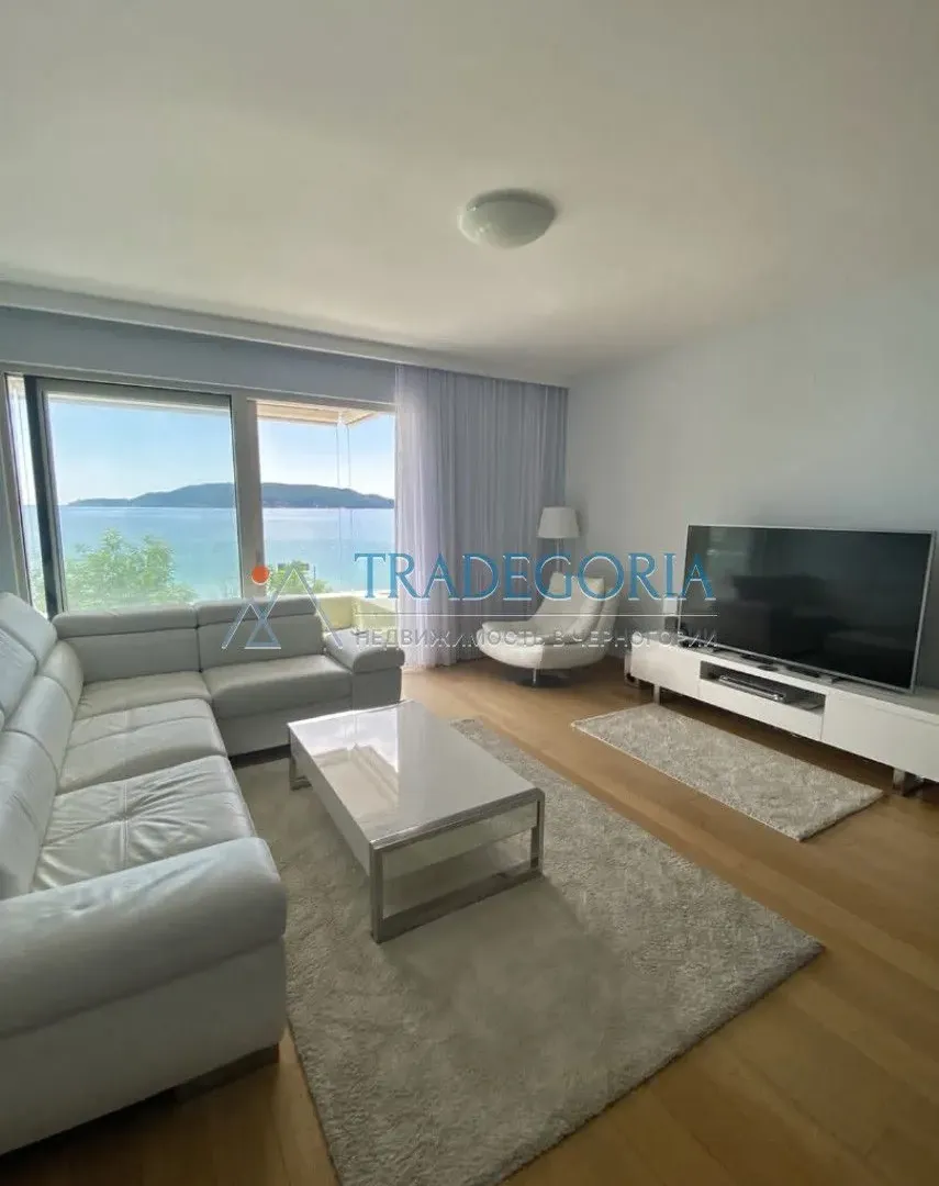 Prodaja, trosoban stan, 149m², Rafailovići, Budva