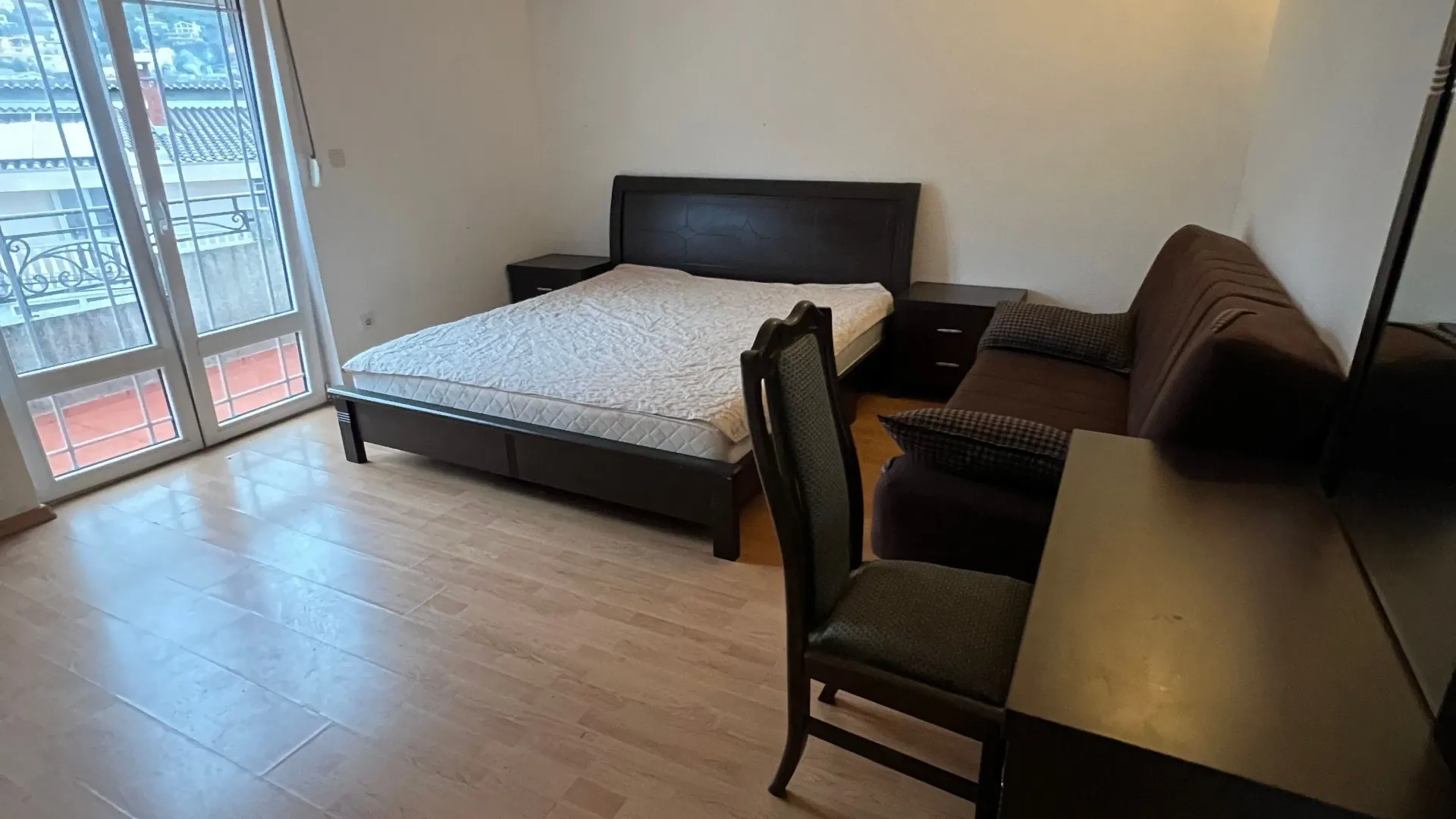 Rent, two bedroom apartment, 100m², Bjeliši, Bar