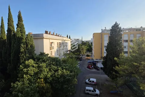 Prodaja, jednosoban stan, 46m², Preko Morače, Podgorica - image 13