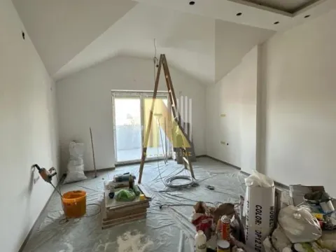 Prodaja, trosoban stan, 80m², Klisa, Novi Sad Sve Podlokacije - image 1