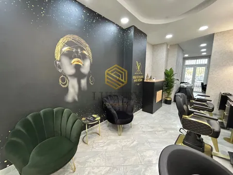 Rent, office space, 90m², Stari Aerodrom, Podgorica - image 2