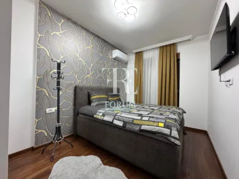 Izdavanje, dvosoban stan, 70m², Master Kvart, Podgorica - image 9