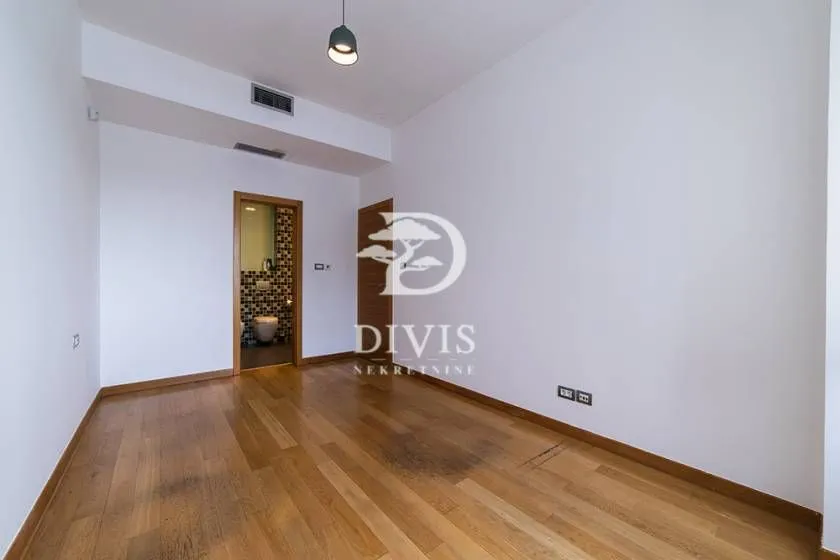 Sale, five bedroom apartment, 195m², Novi Beograd Blok 19, Novi Beograd Sve Podlokacije