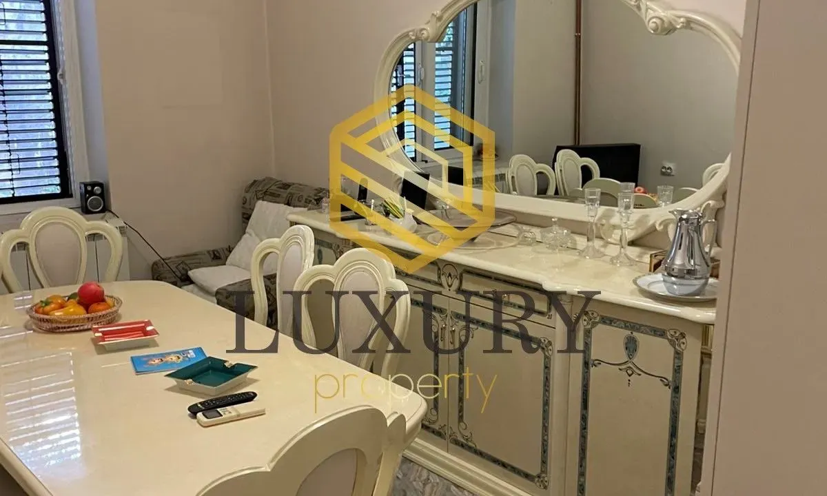 Izdavanje, kuća, 100m², Momišići, Podgorica