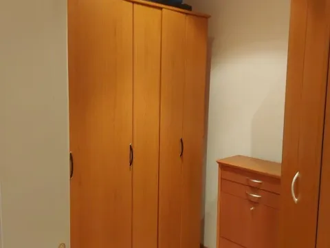 Izdavanje, trosoban stan, 115m², Kalenić Pijaca, Vračar Sve Podlokacije - image 4