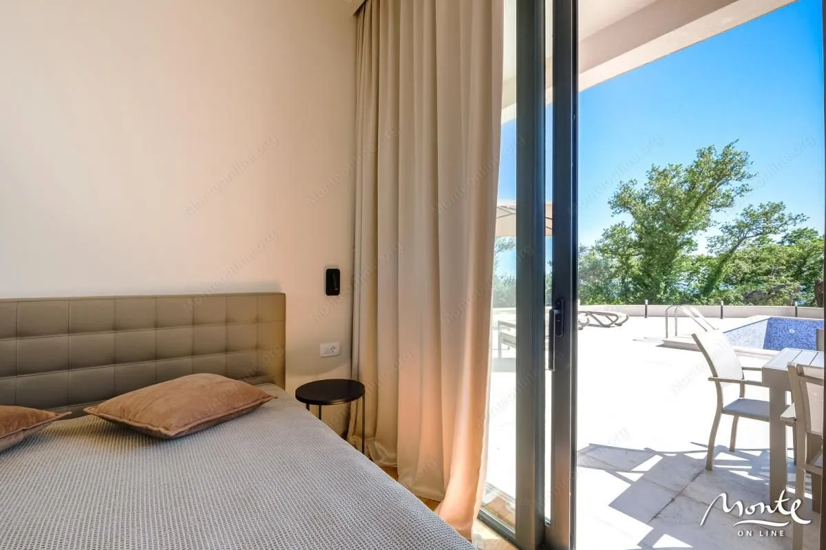 Sale, house, 220m², Reževići, Budva