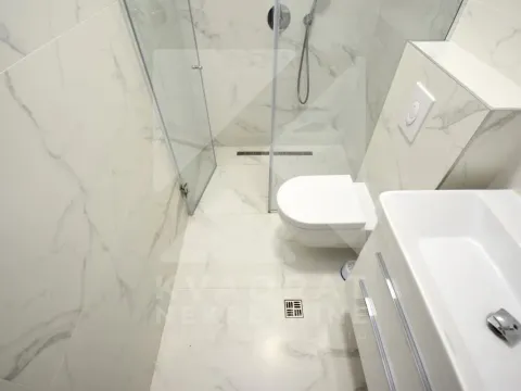 Rent, three bedroom apartment, 130m², Dalmatinska ulica, Podgorica - image 16