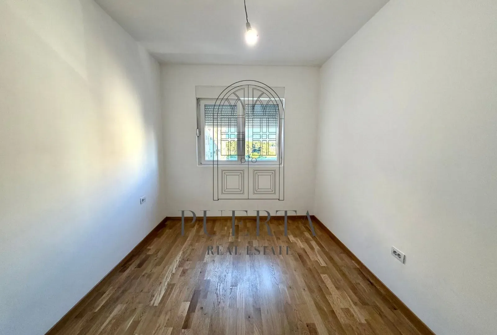 Prodaja, dvosoban stan, 73m², Tuški Put, Podgorica