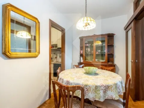 Rent, three bedroom apartment, 97m², Blok 9, Podgorica - image 4