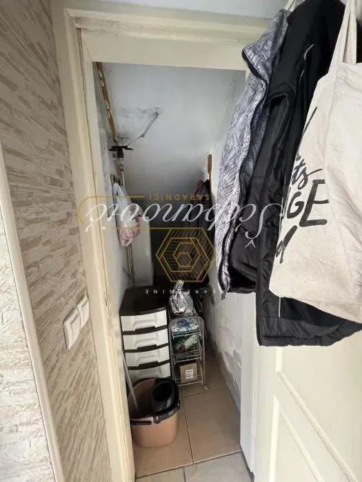Prodaja, kuća, 181m², Klisa, Novi Sad Sve Podlokacije