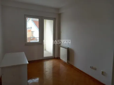 Prodaja, kuća, 490m², Mali Mokri Lug, Zvezdara Sve Podlokacije - image 16