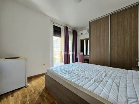 Rent, two bedroom apartment, 112m², Bečići, Budva - image 7