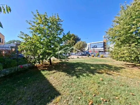 Rent, office space, 1562m², Galenika, Beograd - image 13