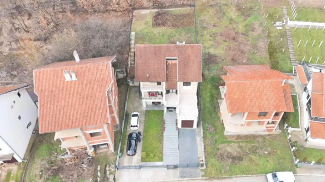 Prodaja, kuća, 295m², Lebane, Srbija