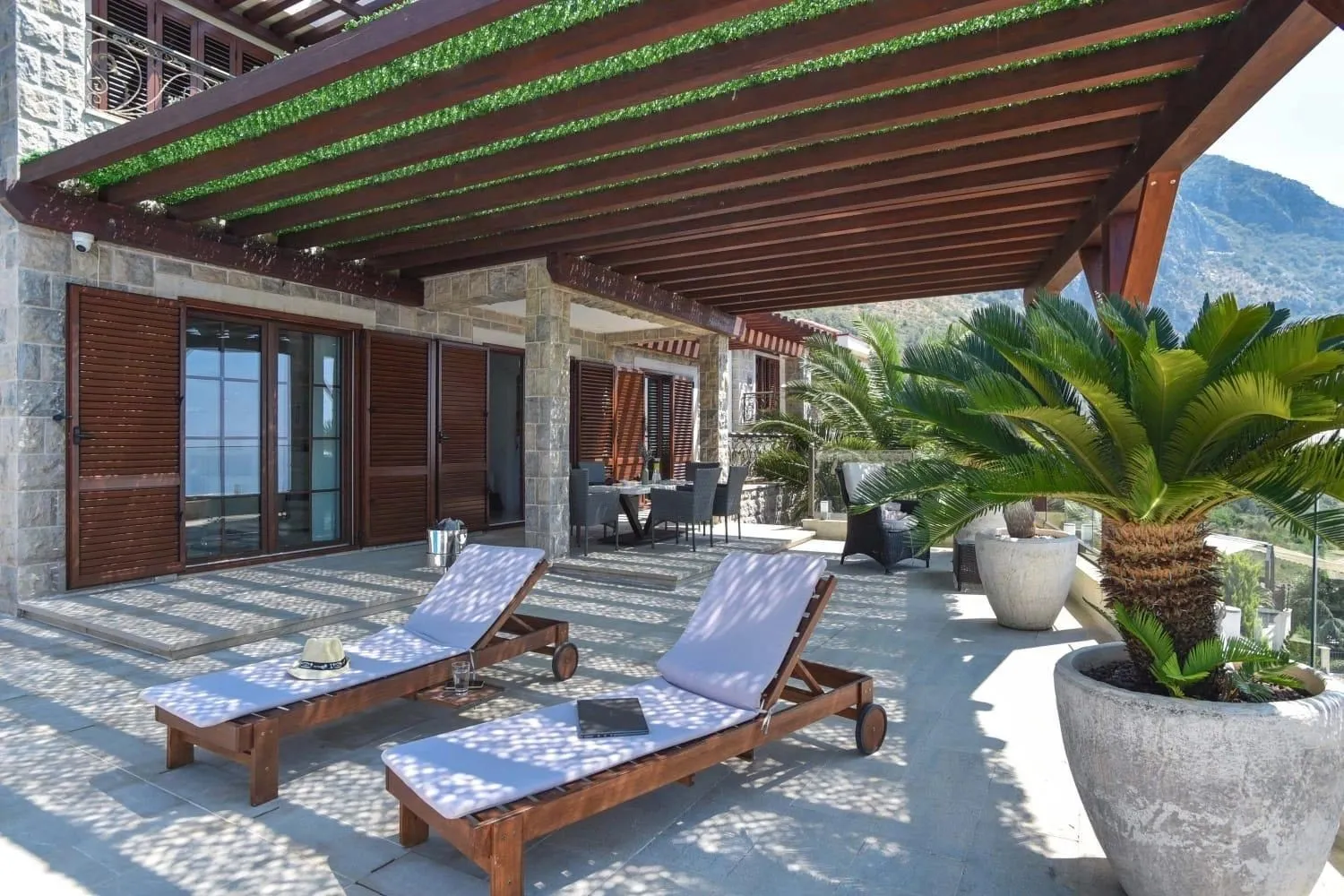 Sale, house, 200m², Blizikuće, Budva