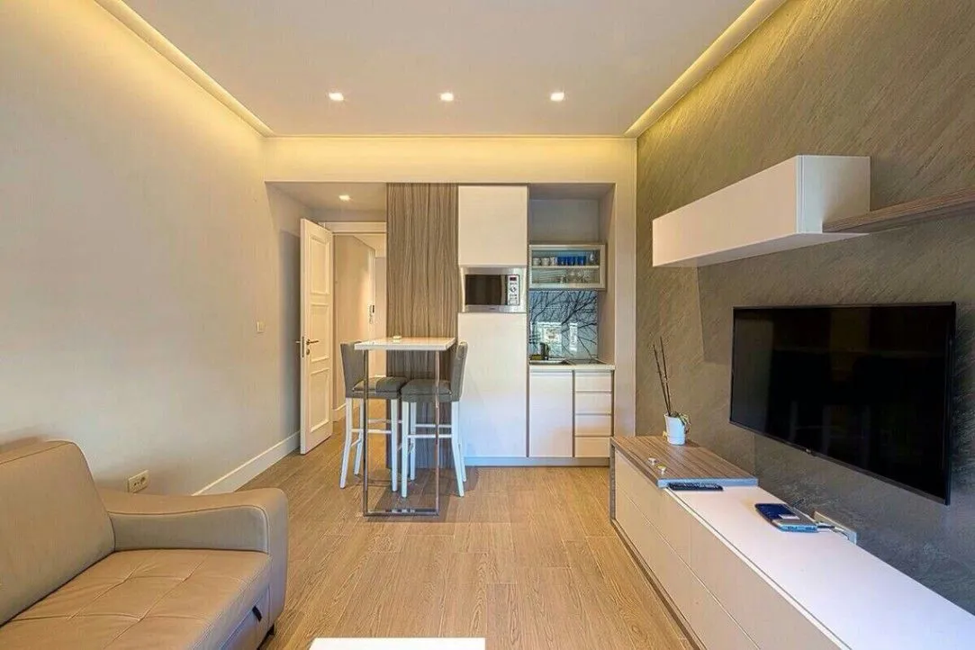 Rent, one bedroom apartment, 44m², Centar, Budva