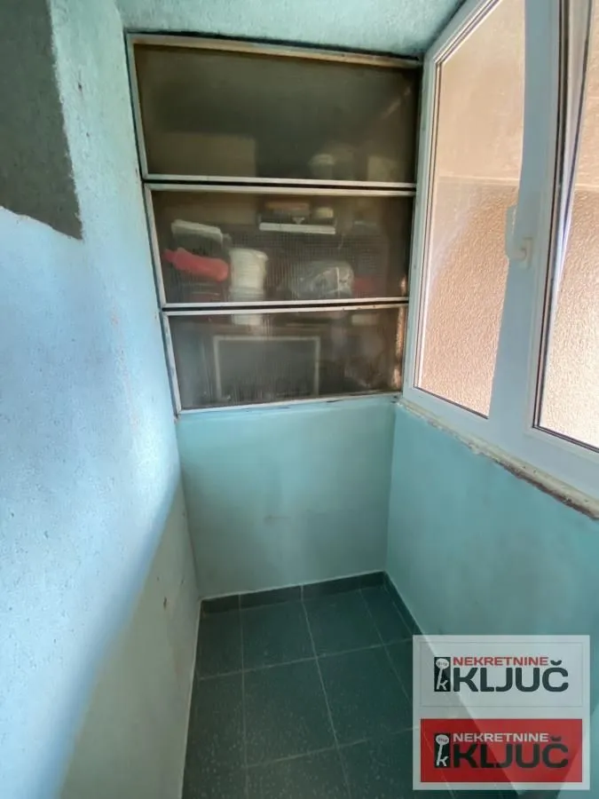 Izdavanje, dvosoban stan, 66m², Železnička Stanica, Novi Sad Sve Podlokacije
