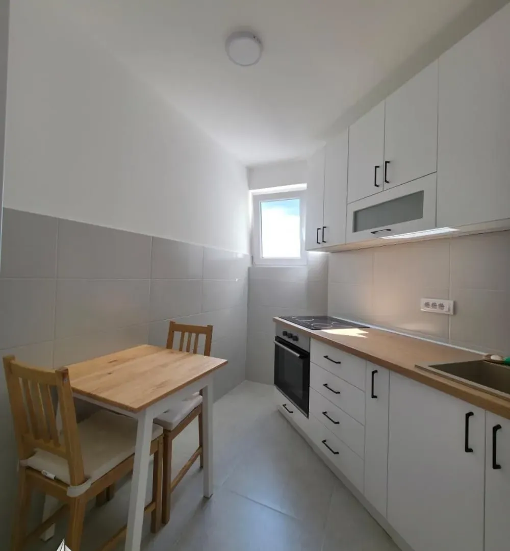 Rent, two bedroom apartment, 41m², Novi Beograd Blok 1 Fontana, Novi Beograd Sve Podlokacije