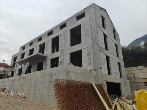 Prodaja, jednosoban stan, 50m², Prčanj, Kotor - image 13