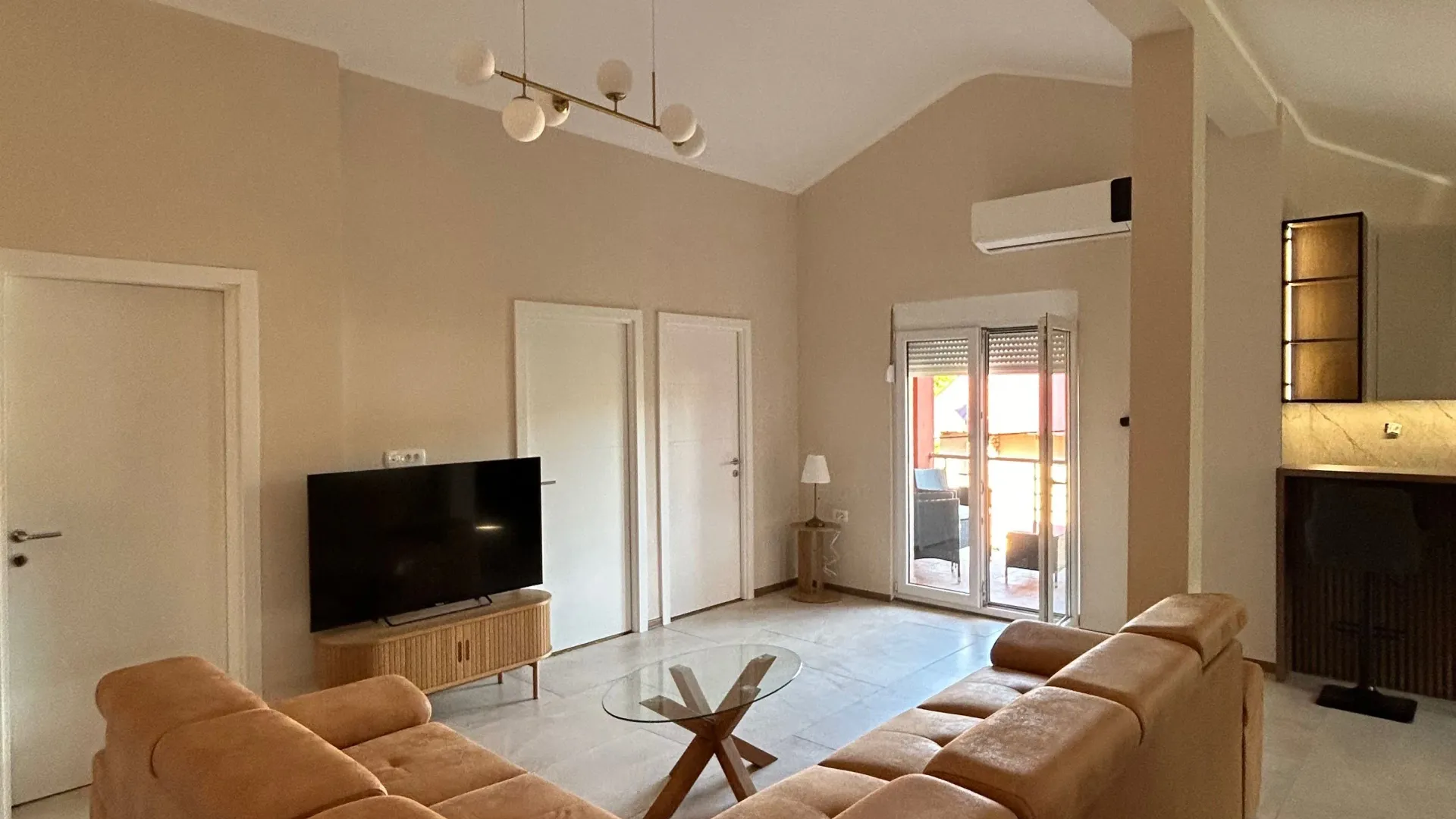 Rent, two bedroom apartment, 80m², Murtovina, Podgorica