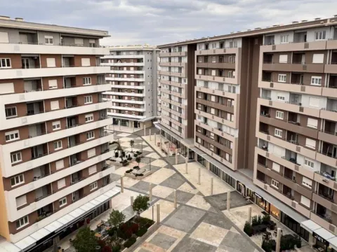 Rent, three bedroom apartment, 95m², Central Point, Podgorica - image 13