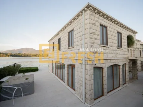 Prodaja, kuća, 300m², Tivat, Crna Gora - image 33