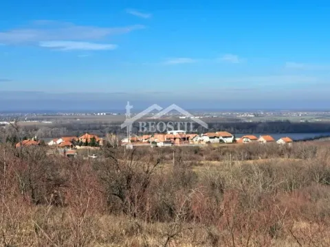 Zemljište in Višnjica